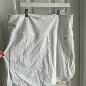 Athleta Fairway Golf Skort 18” White